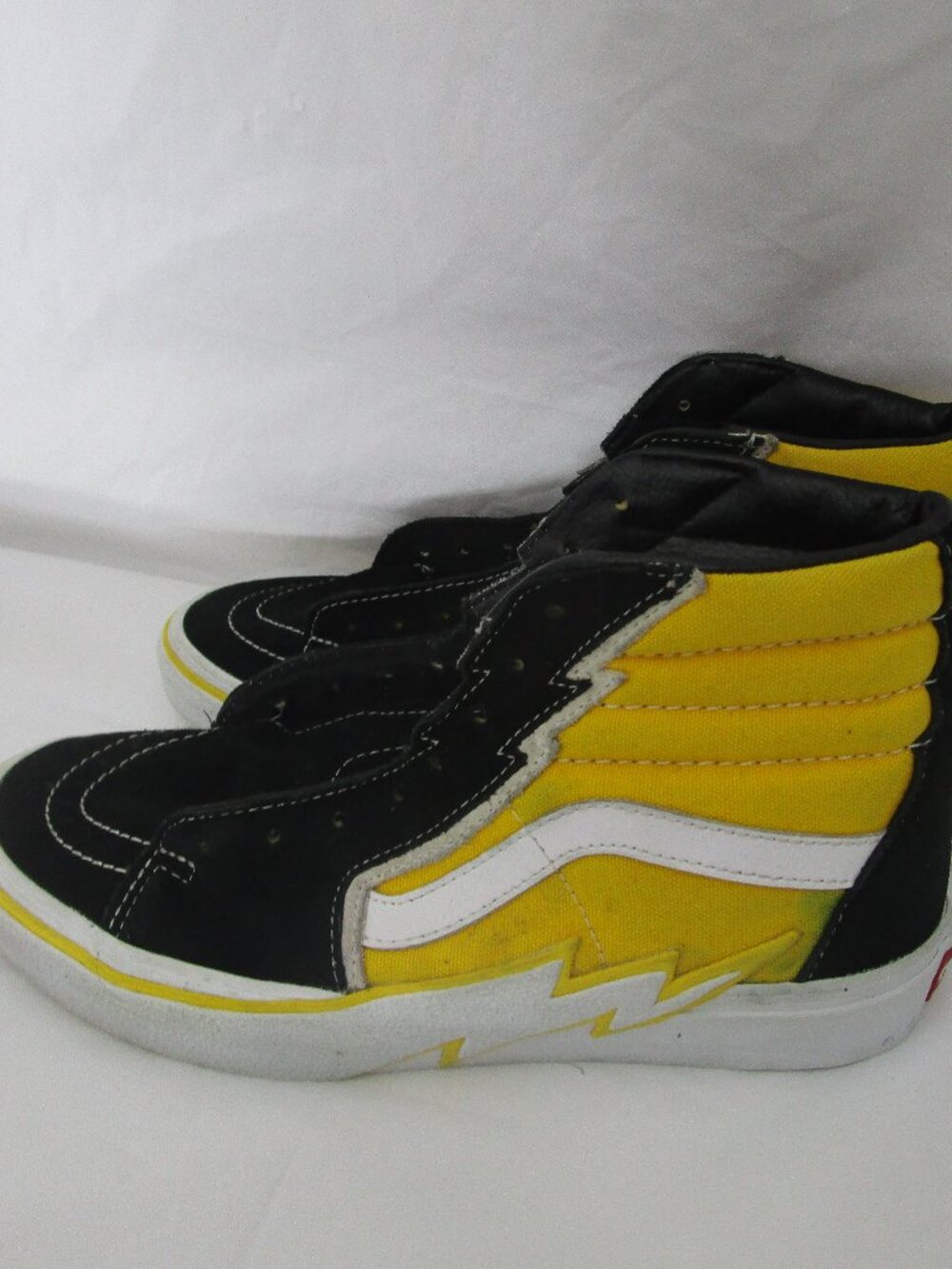 8.0 Size Vans High Top Sneakers black-yellow Suede preowned used condition